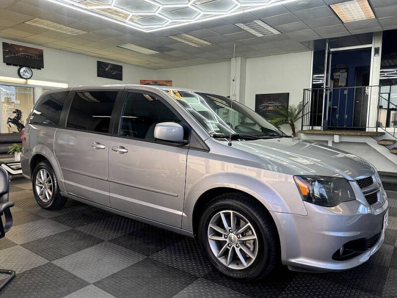 2014 Dodge Grand Caravan R/T