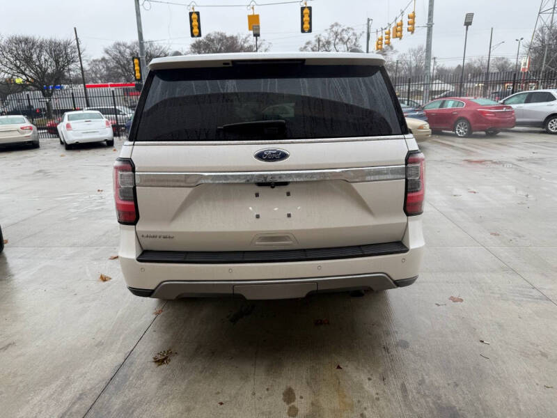 2018 Ford Expedition Limited photo 5