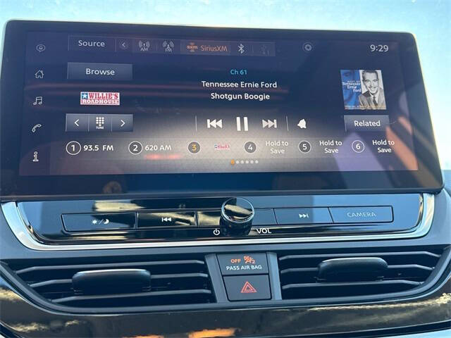 2025 Nissan Altima 2.5 SR