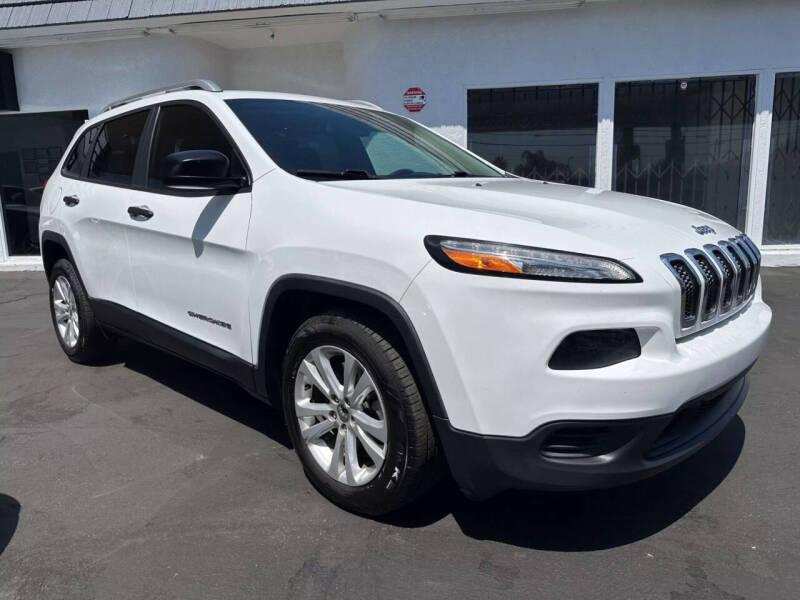 2015 Jeep Cherokee Sport