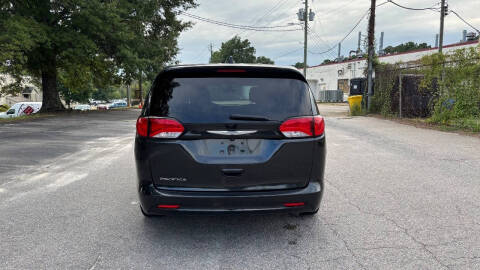 2017 Chrysler Pacifica Touring