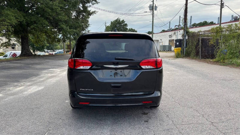 2017 Chrysler Pacifica Touring