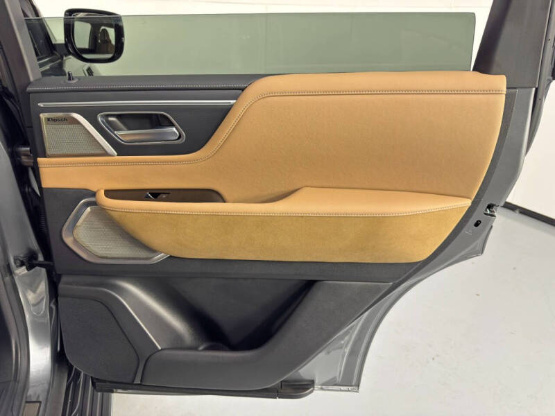 2025 Infiniti QX80 Sensory