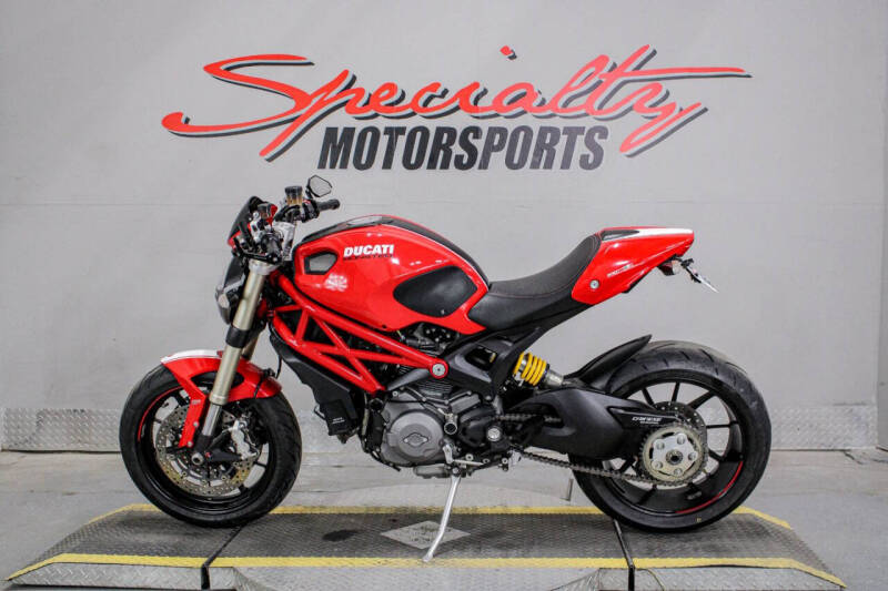 2013 Ducati Monster 1100 EVO