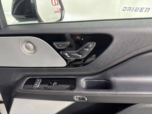 2025 Lincoln Aviator Black Label