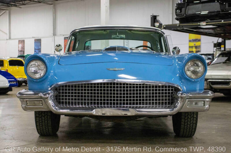 1957 Ford Thunderbird