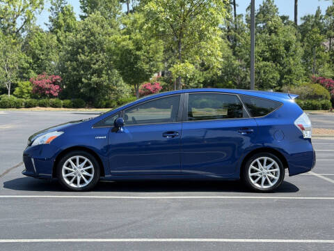 2012 Toyota Prius v Five