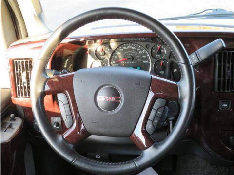 2020 GMC Savana 2500