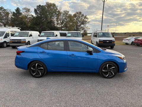 2024 Nissan Versa SR