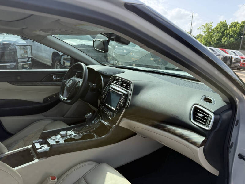 2016 Nissan Maxima Platinum