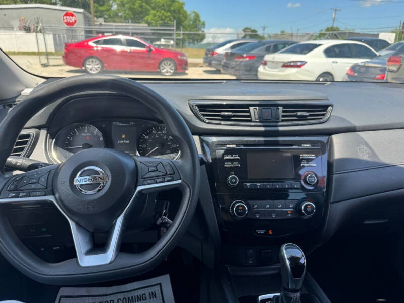2017 Nissan Rogue S