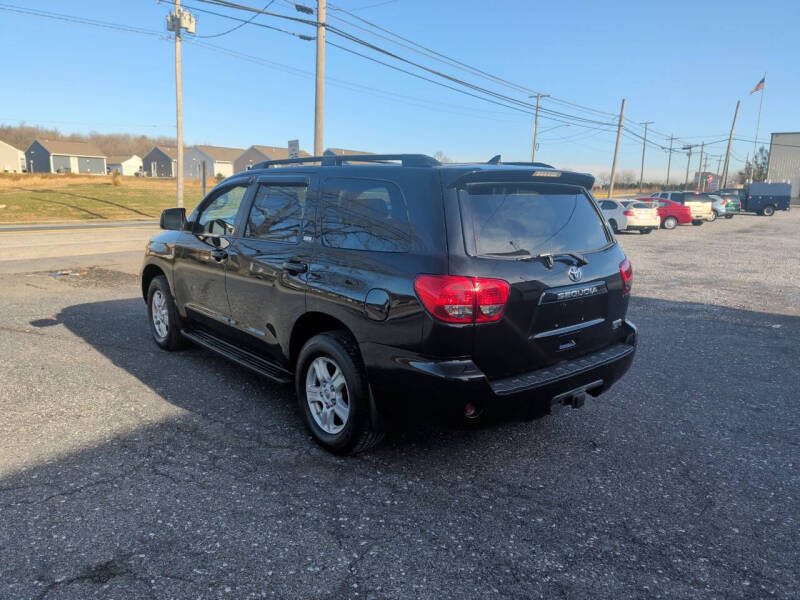 2015 Toyota Sequoia SR5