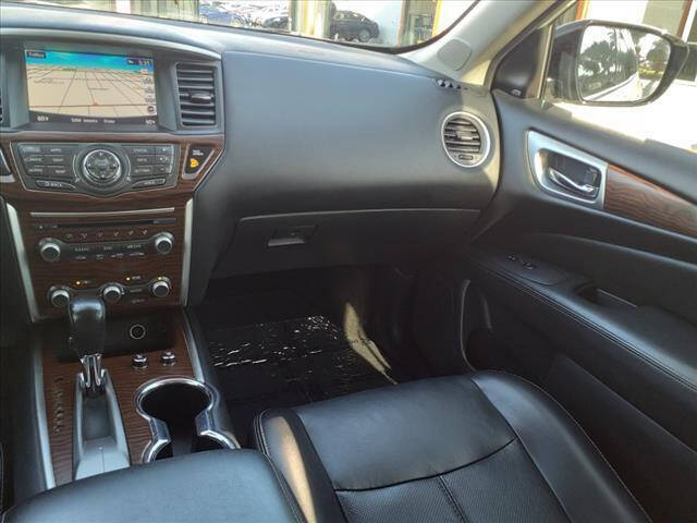 2017 NISSAN Pathfinder SUV / Crossover - $13,999