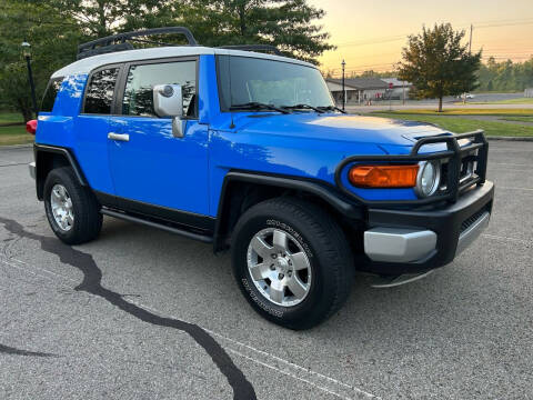 2007 Toyota FJ Cruiser for sale at 62 Motors in Mercer PA