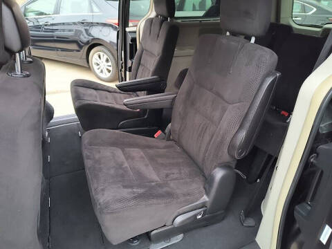 2014 Chrysler Town and Country Touring