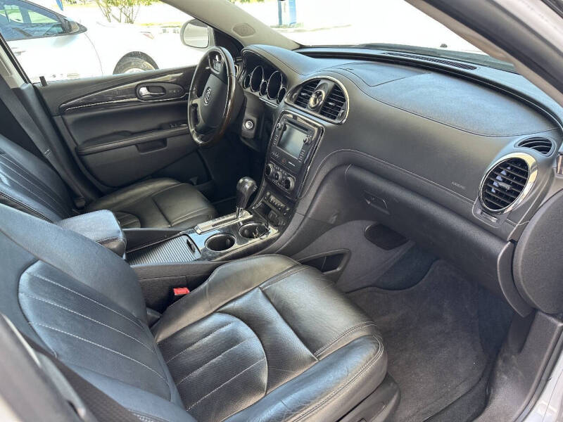 2017 Buick Enclave Leather