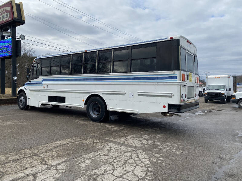 2008 Freightliner B2 Chassis