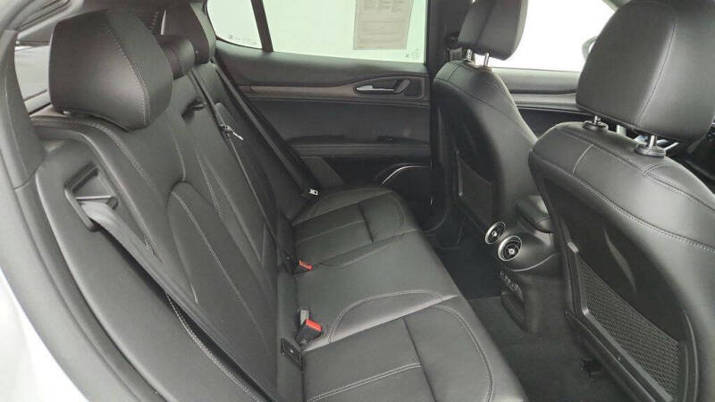 2022 Alfa Romeo Stelvio