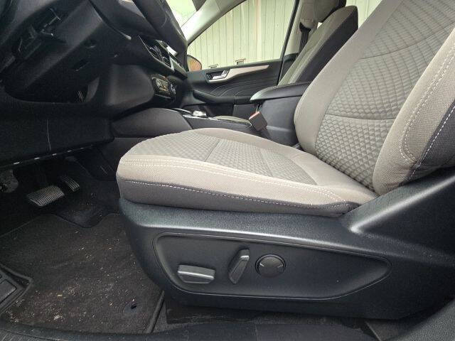 2021 Ford Escape Hybrid SE