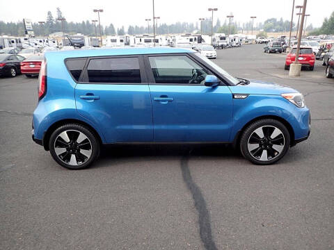 2016 Kia Soul +