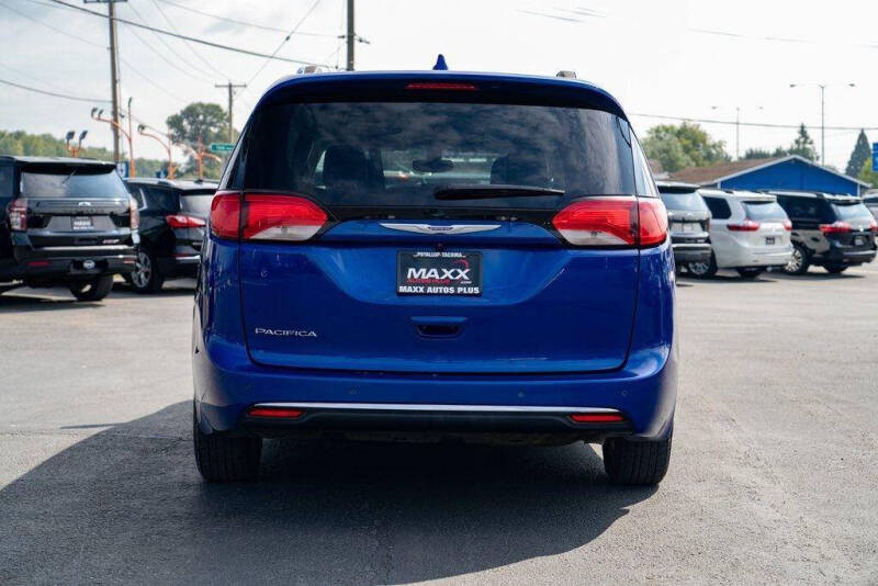 2020 Chrysler Pacifica Touring L