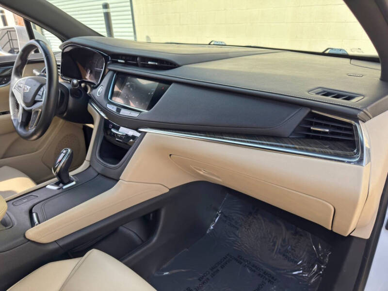 2017 Cadillac XT5