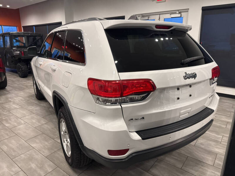 2016 Jeep Grand Cherokee Laredo