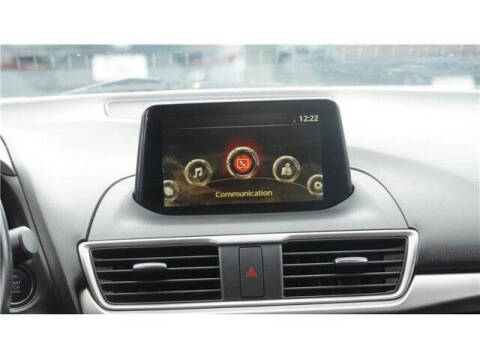 2018 Mazda MAZDA3 Touring