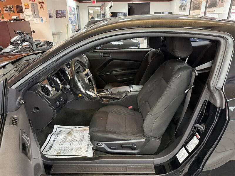 2013 Ford Mustang V6 Premium