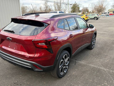 2025 Chevrolet Trax RS