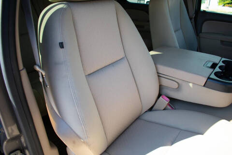 2012 Chevrolet Suburban LS