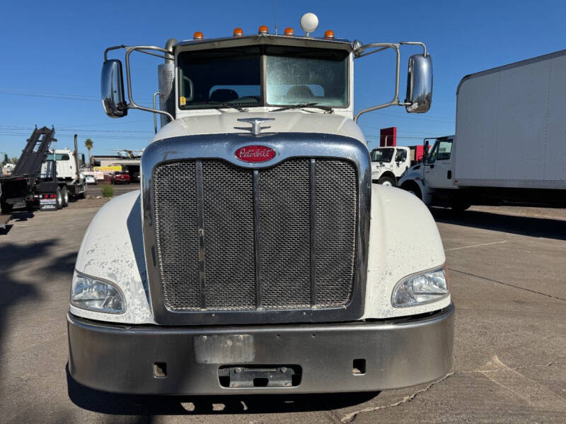 2013 Peterbilt 387