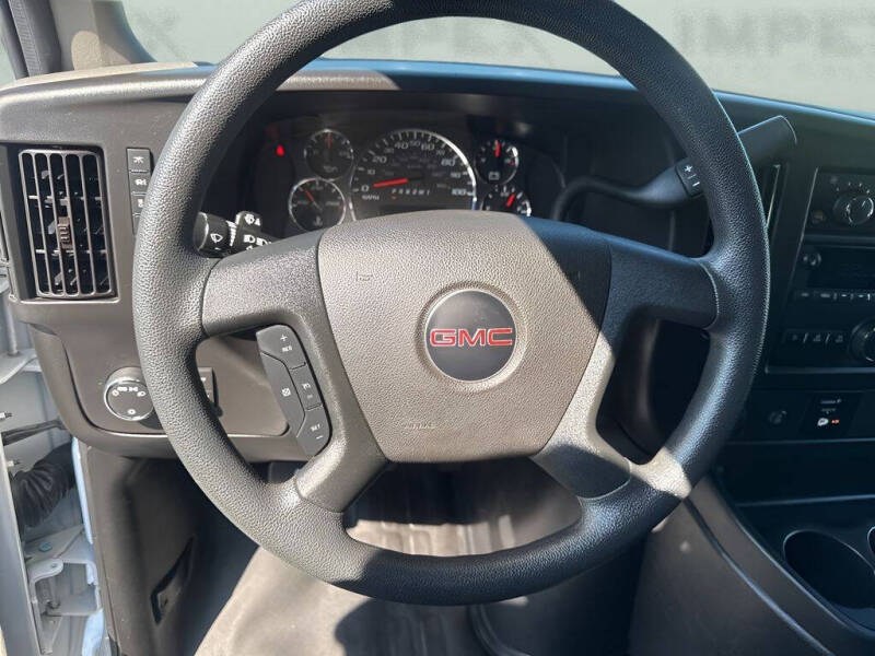 2023 GMC Savana 2500