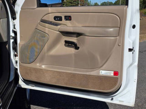 2005 GMC Yukon XL 1500 SLT