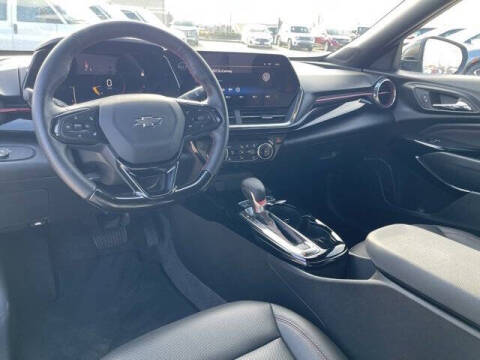 2025 Chevrolet Trax RS