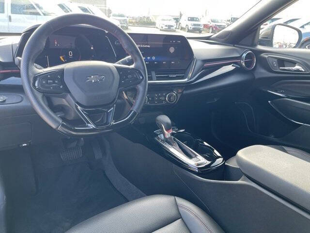 2025 Chevrolet Trax RS