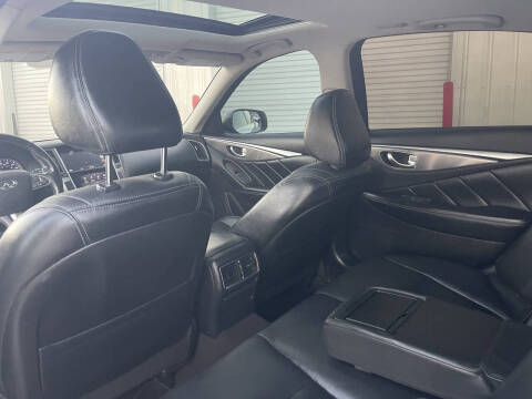 2015 Infiniti Q50 Premium