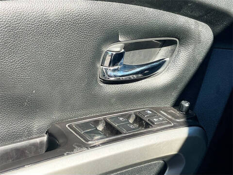 2020 Nissan Titan SV