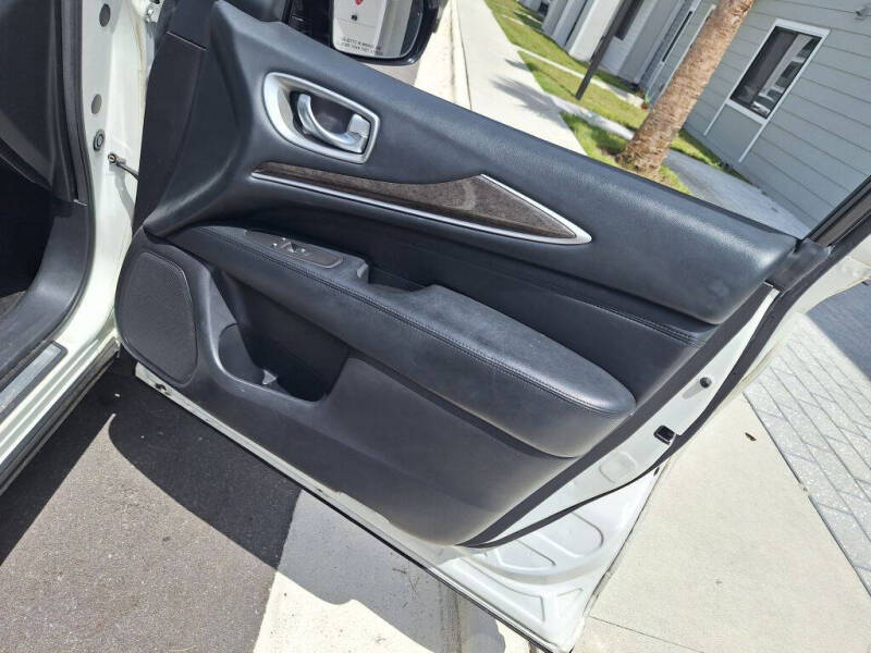 2013 Infiniti JX35