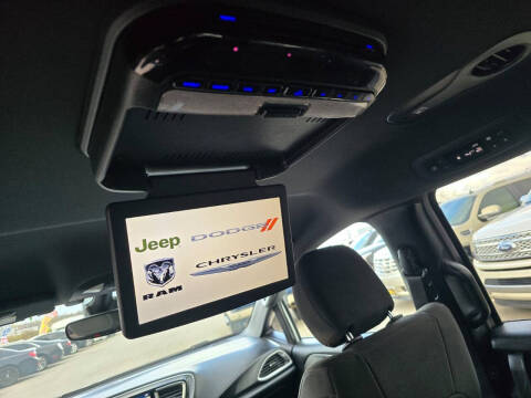 2020 Chrysler Pacifica Touring