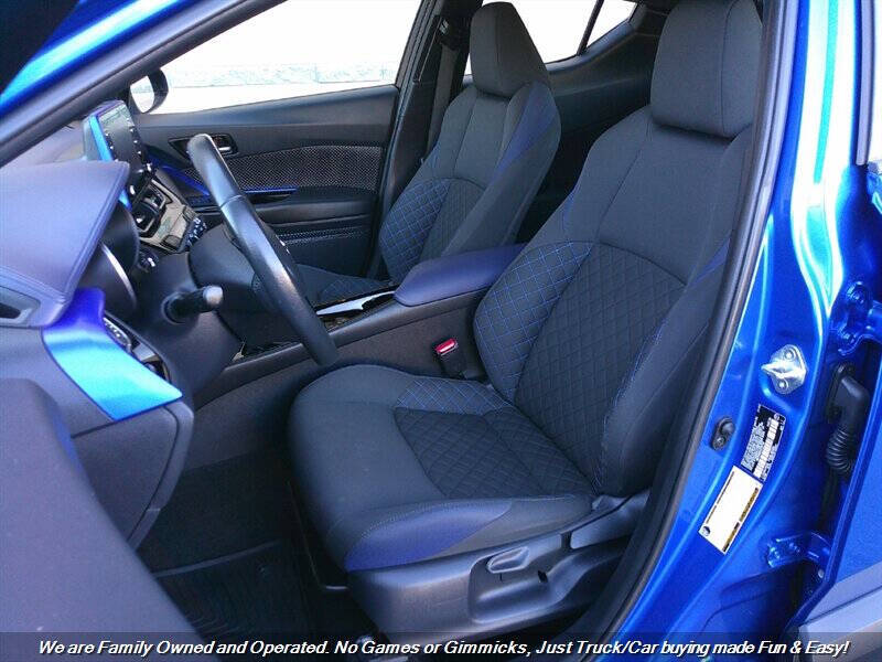 2020 Toyota C-HR XLE