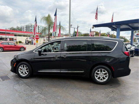 2020 Chrysler Pacifica Touring L