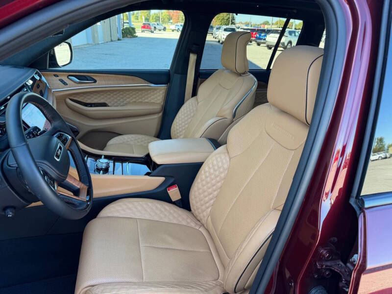 2024 Jeep Grand Cherokee Summit Reserve