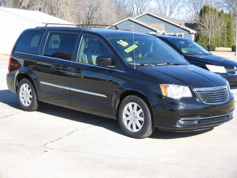 2016 Chrysler Town and Country for sale at Rochelle Motor Sales INC in Rochelle IL