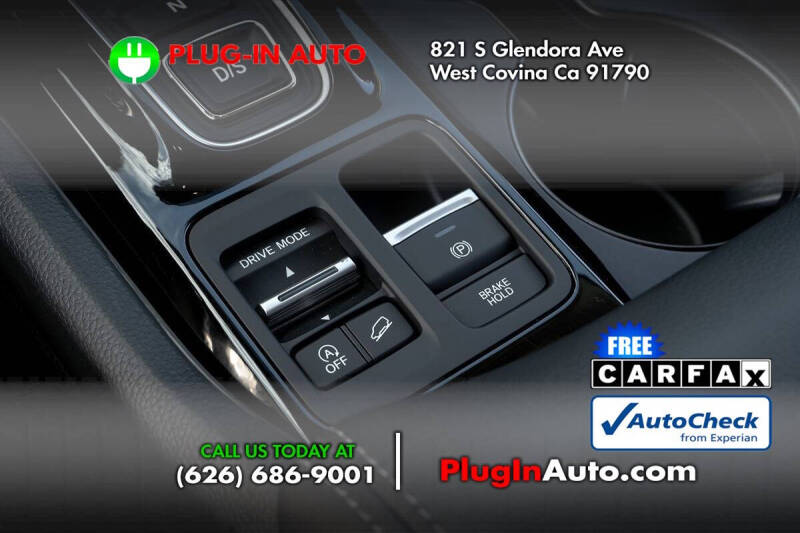 2023 Honda Pilot EX-L w/Rear Captain's Chairs