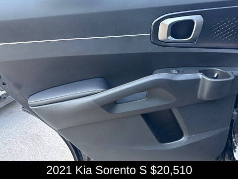2021 Kia Sorento S