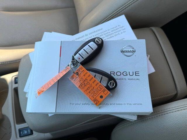 2016 Nissan Rogue SL