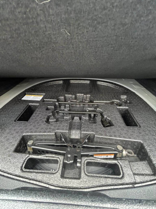 2019 Toyota Camry Hybrid