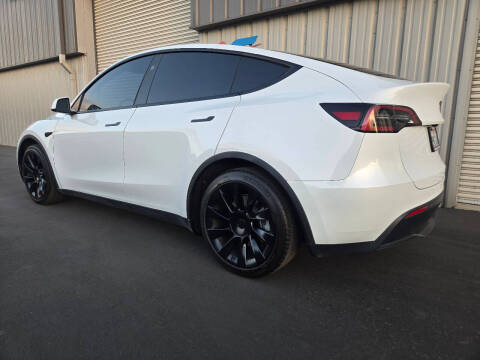 2024 Tesla Model Y Long Range