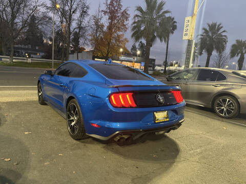 2020 Ford Mustang EcoBoost